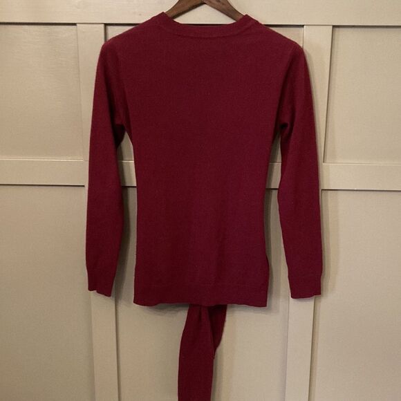 AUTUMN Cashmere Tie Front Sweater in Pinot 100% Cashmere Size Small - Picture 10 of 10